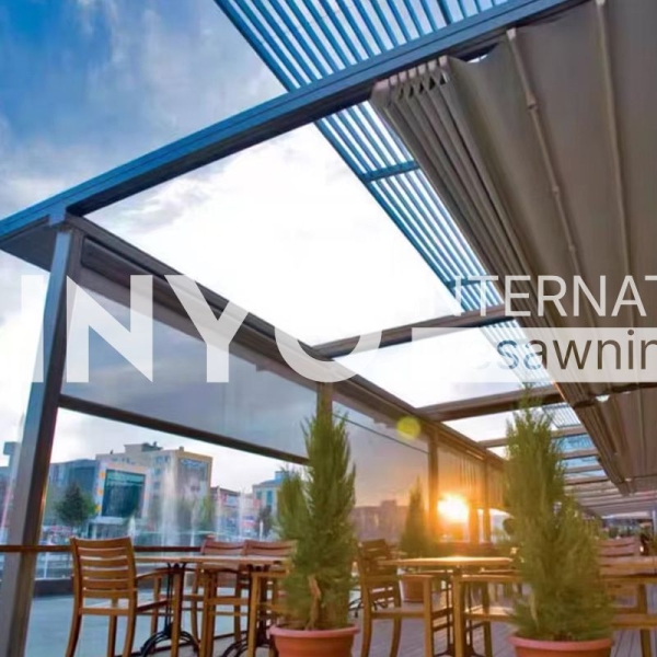 阳台VS庭院自动天幕选购指南：四大核心差异全解析